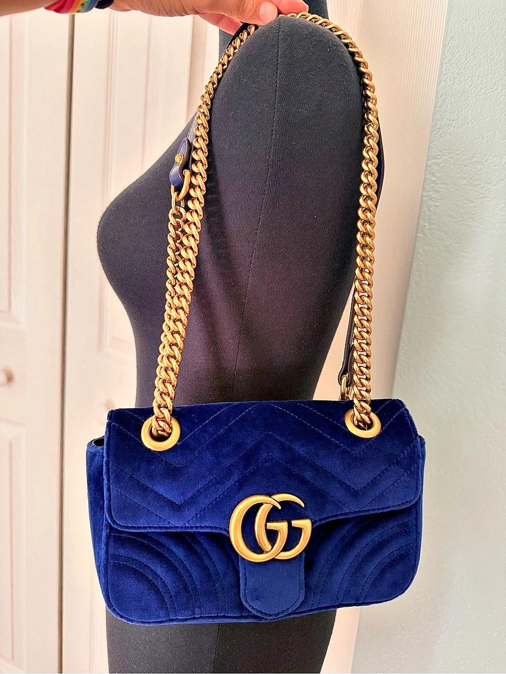 Gucci GG Marmont Velvet Small Shoulder Bag Blue - Picture 2 of 16